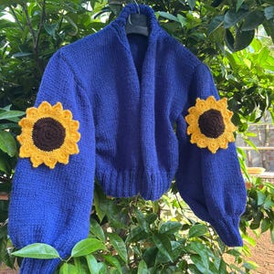 Hand-Knitted Blue Crop Cardigan with Sunflower Motif